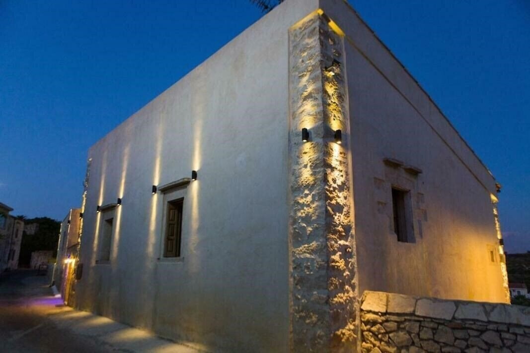 Фото Zouridi Villa Park 3*