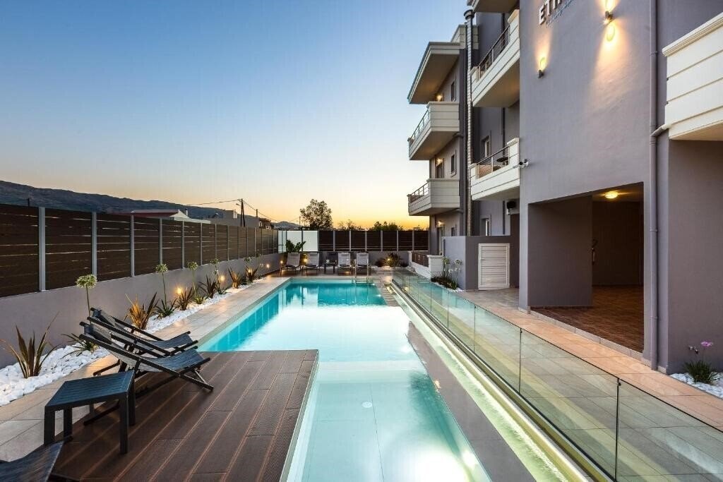 Готель Ethereal Apartments Chania 3*