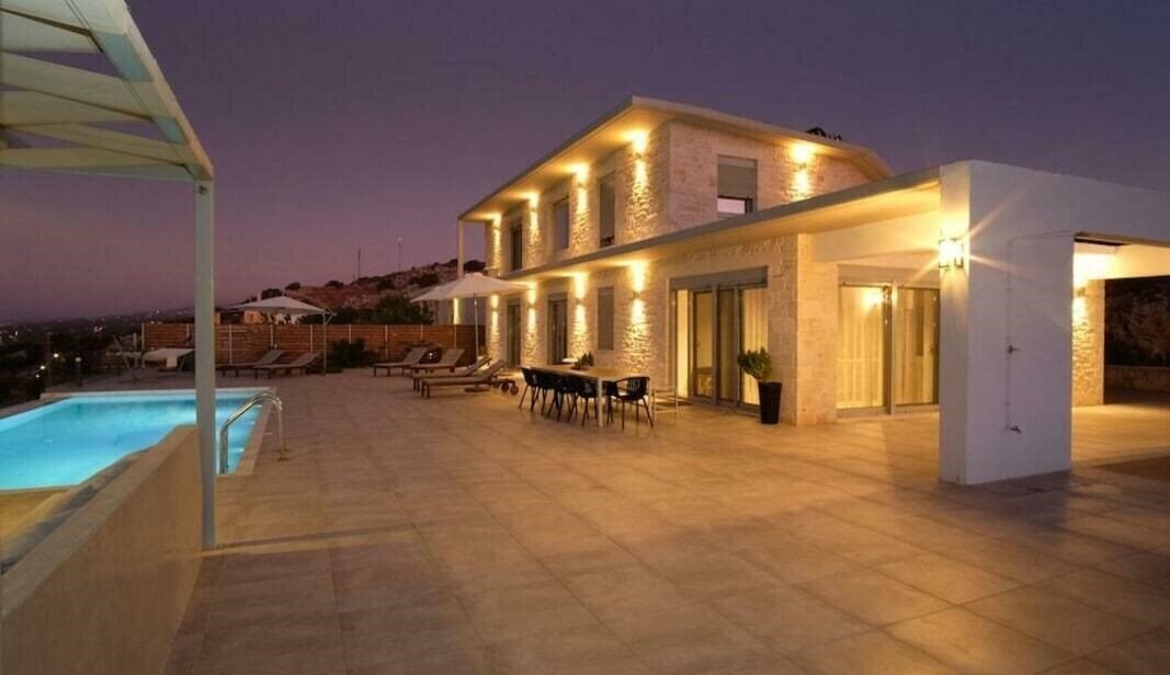 Готель Eva Villas 3*