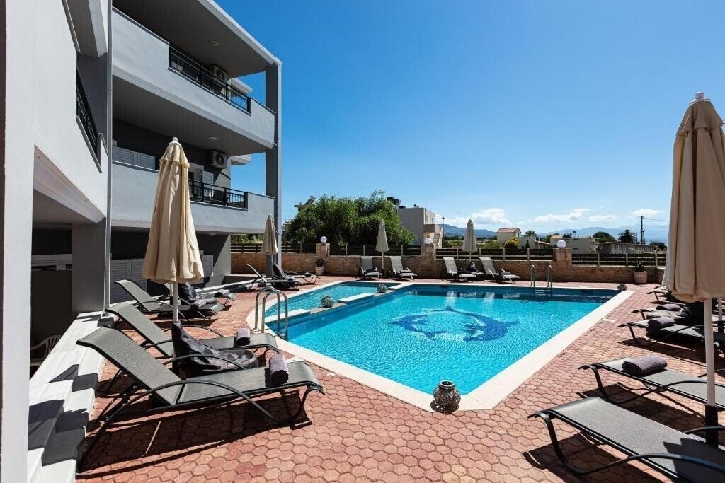 Фото Helenas Aparthotel 3*