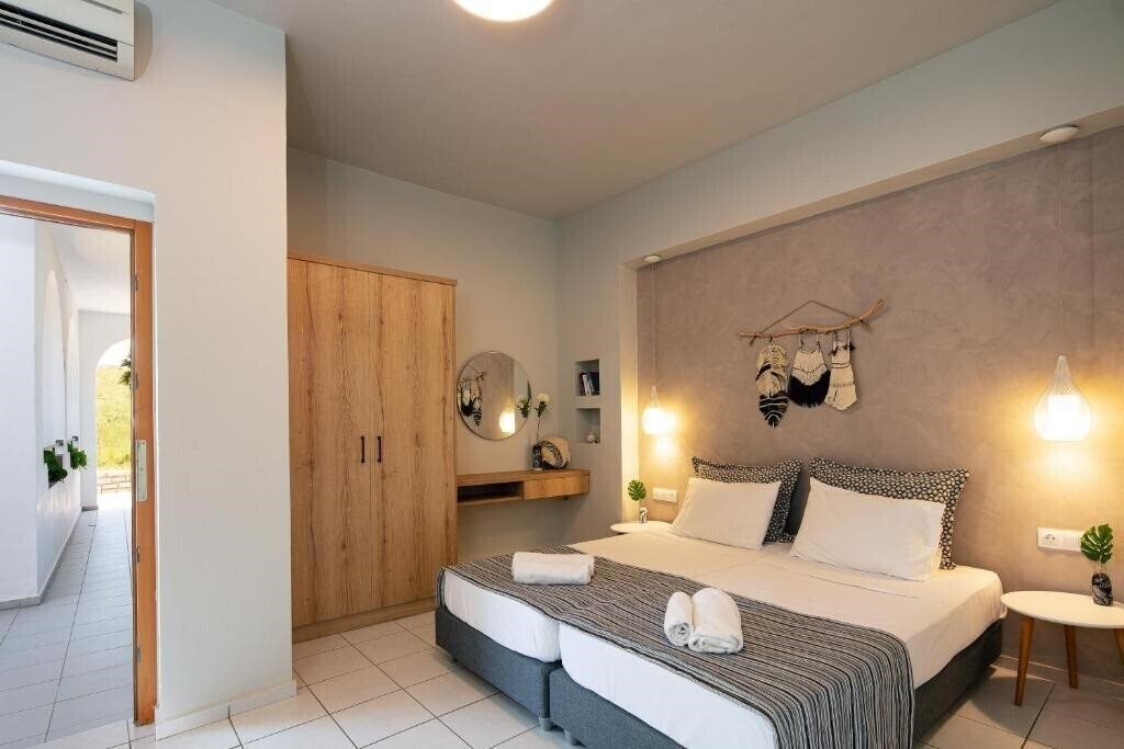 Фотографія Anthos Apartments 3*