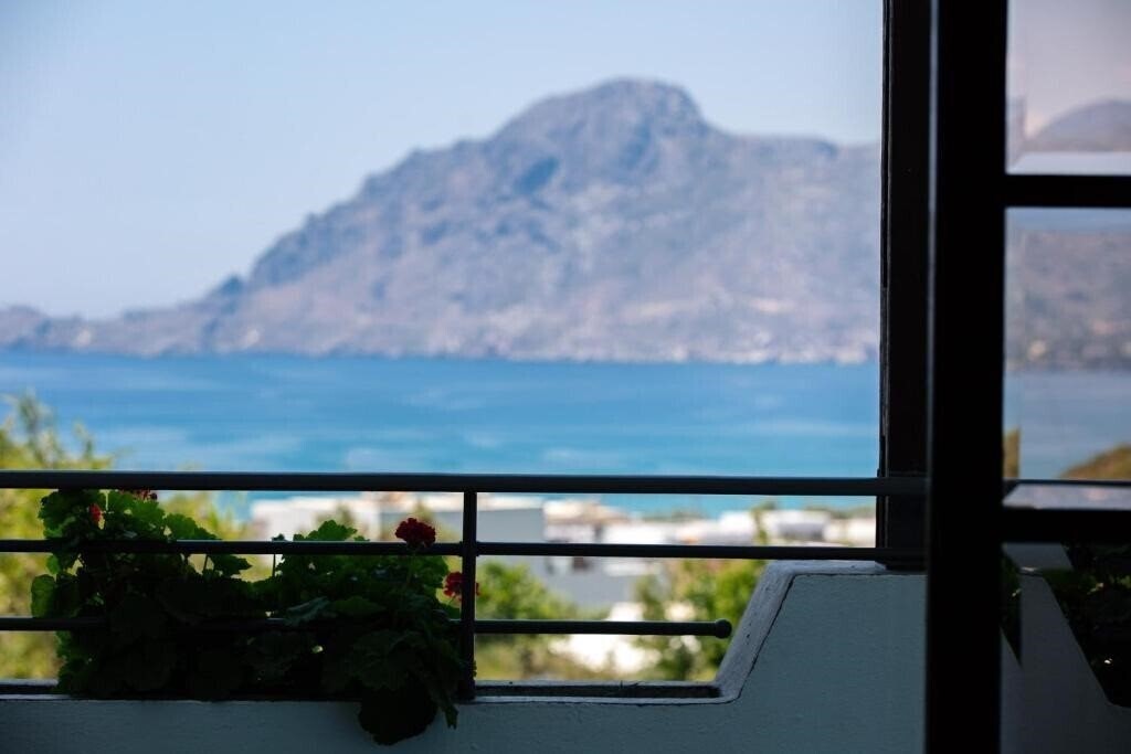 Картинка Anthos Apartments 3*