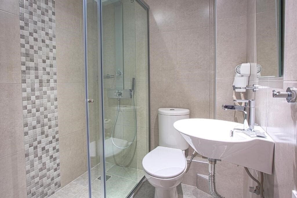 Фотографія Emilia Apartments 3*