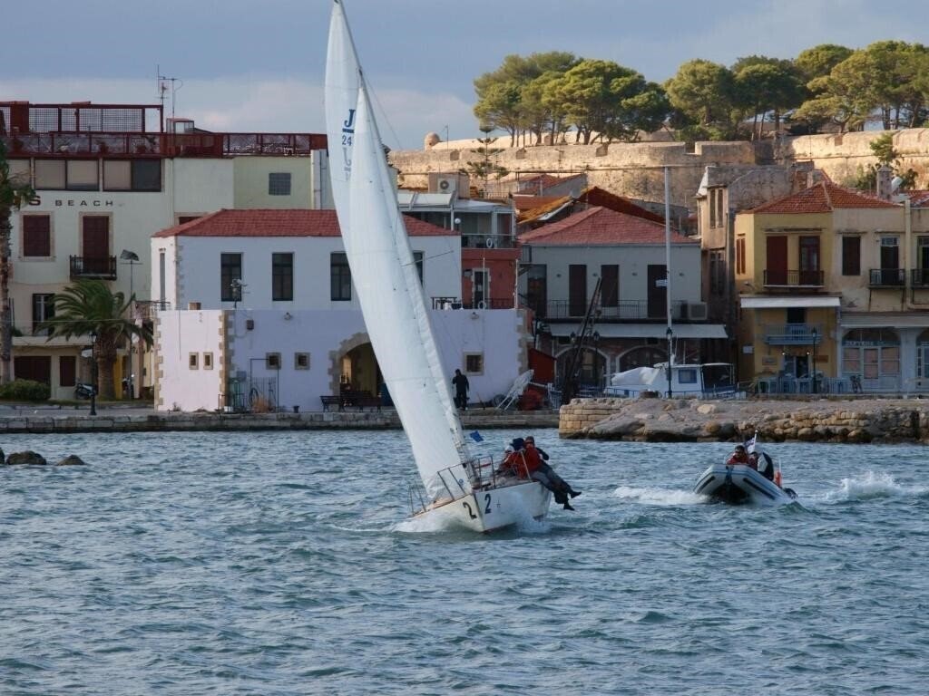 Картинка Faros Rooms & Suites 3*
