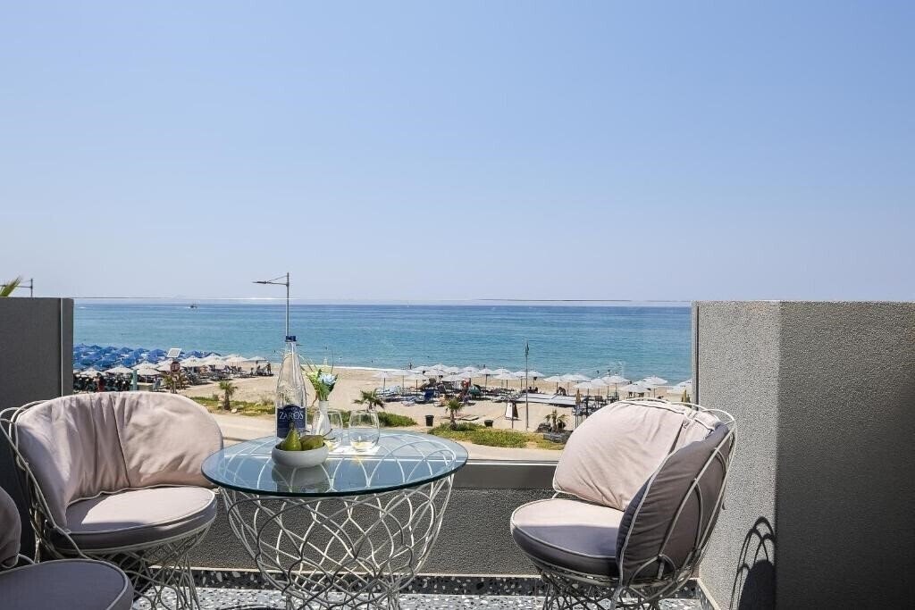 Изображение Pearl Seabreeze Suites 3*