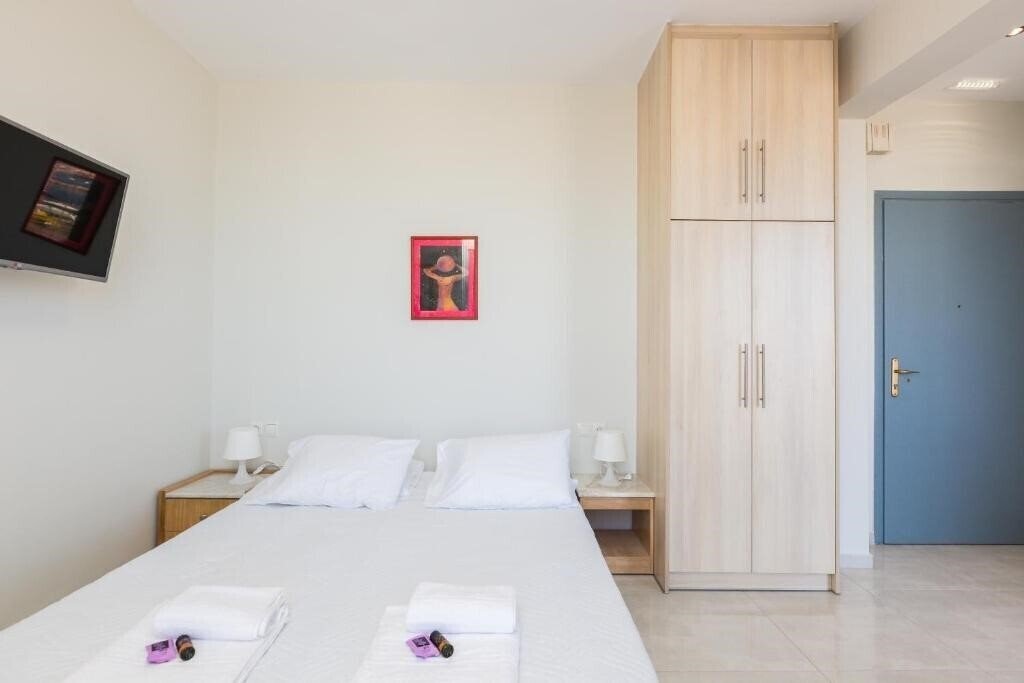 Фото Sunset View Apartment 3*