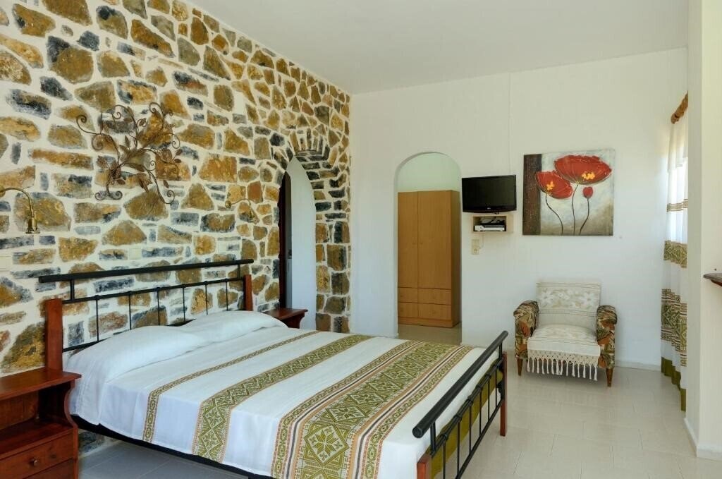 Готель Albatros Studios & Apartmets 3*