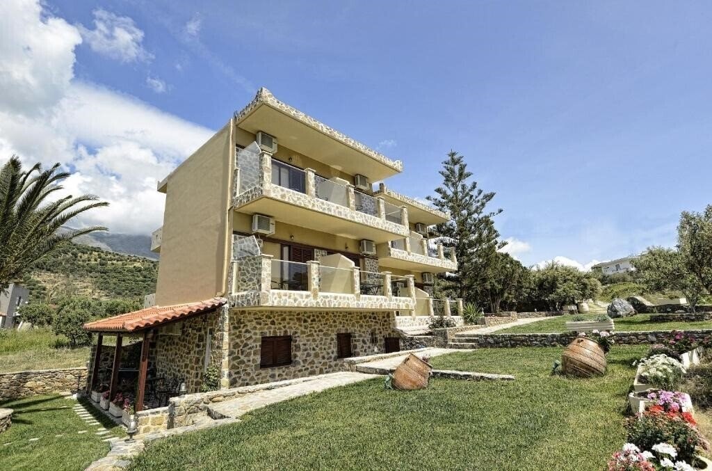 Картинка Albatros Studios & Apartmets 3*