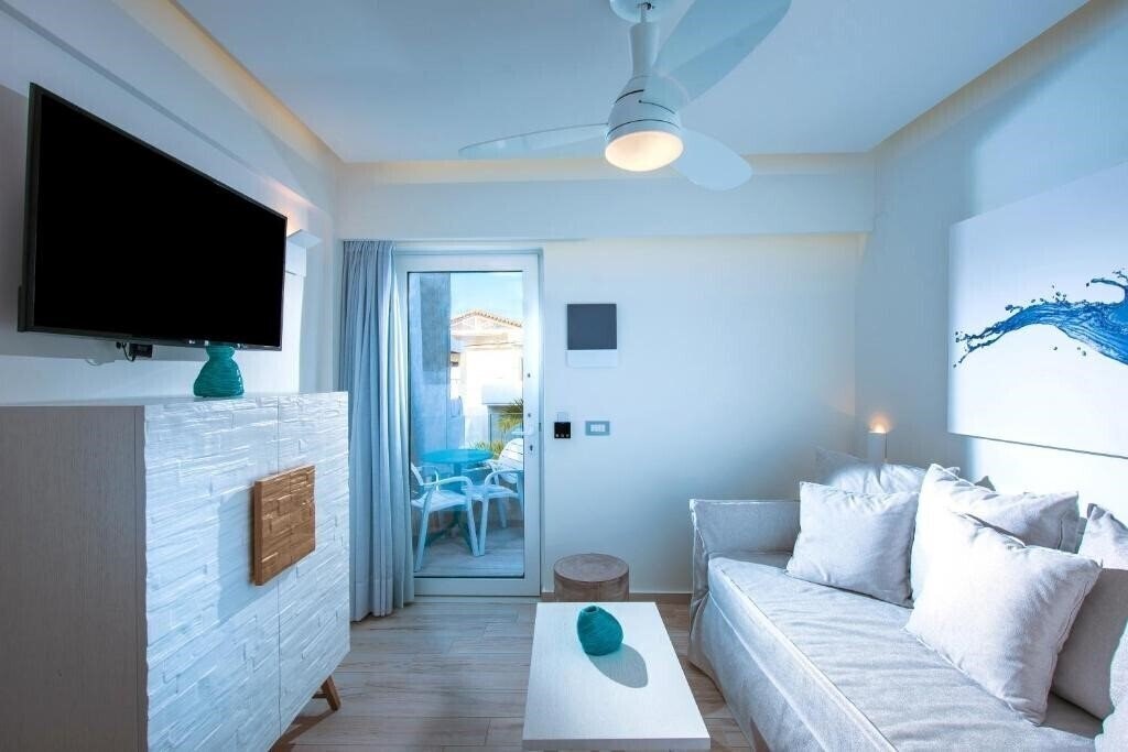 Картинка Odyssia Beach Hotel 3*