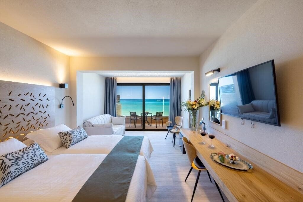 Фотография Atlantis Beach Hotel & SPA 5*