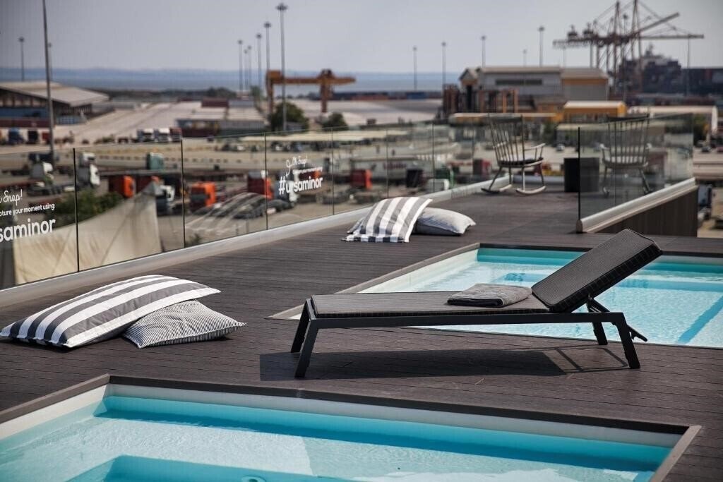 Отель Porto Palace Hotel 5*