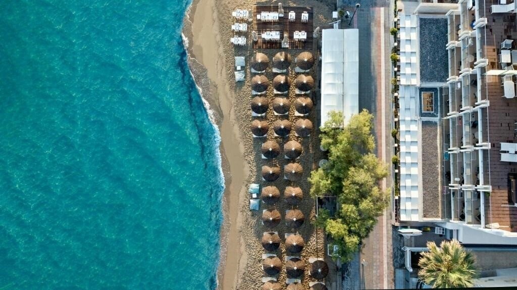 Отель Golden Star City Resort 4*