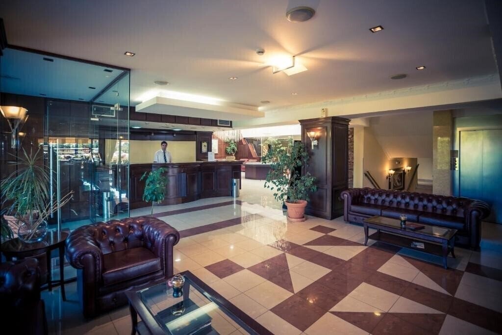 Картинка Avalon Hotel Thessaloniki 4*