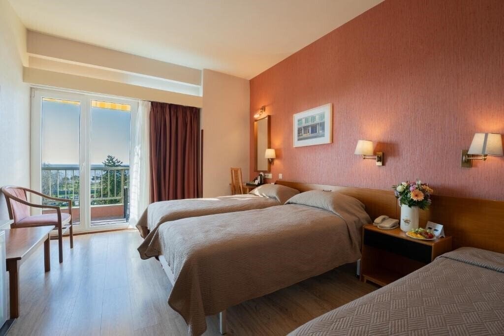 Картинка Queen Olga Hotel 3*