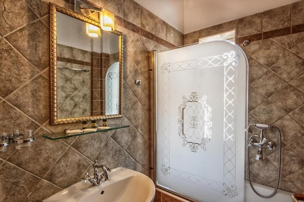 Фотографія Archondariki Guest House 4*
