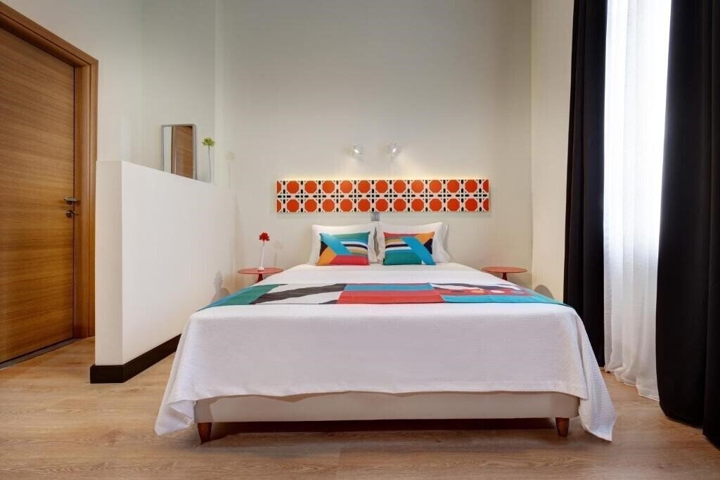 Фото Colors Ladadika Central 4*