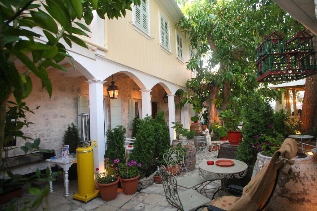 Готель Aigli Hotel 2*