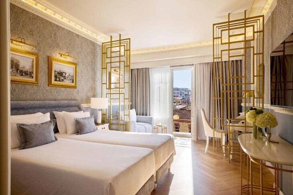 Картинка Mediterranean Palace 5*