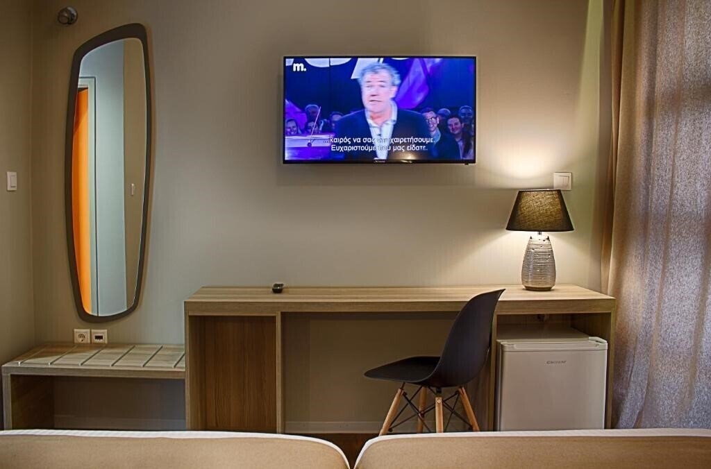 Фото Athlos Hotel 4*