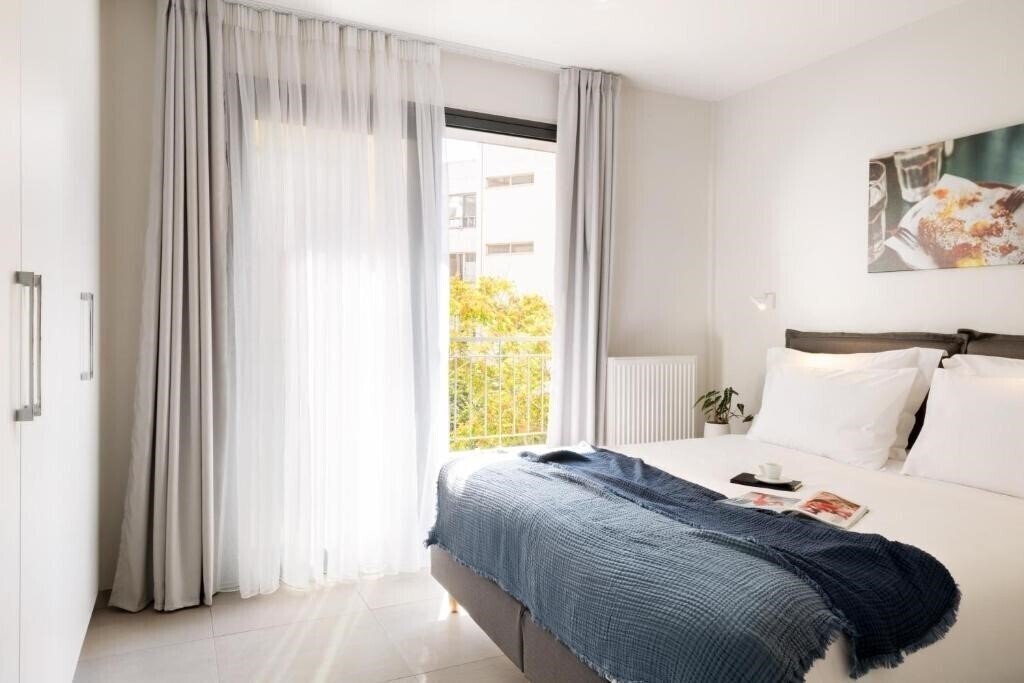 Готель Thess Residences 4*