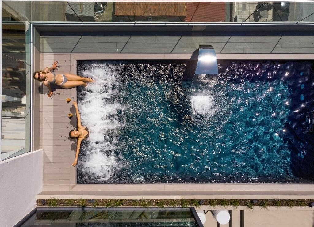 Отель Onoma Hotel 5*