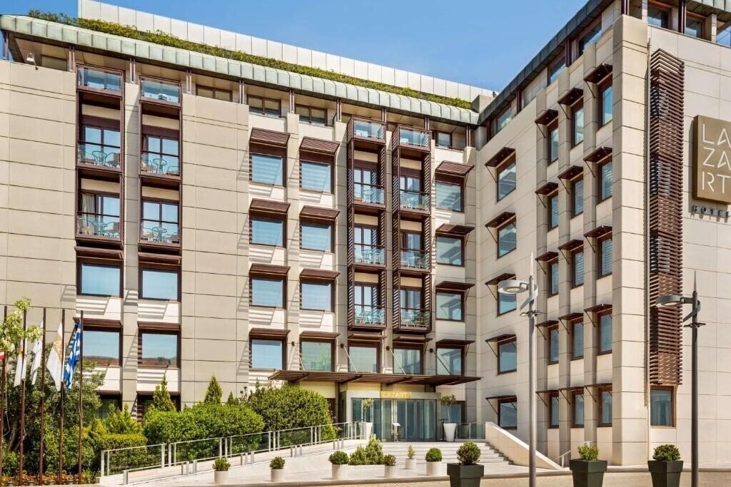 Готель Lazart 5*