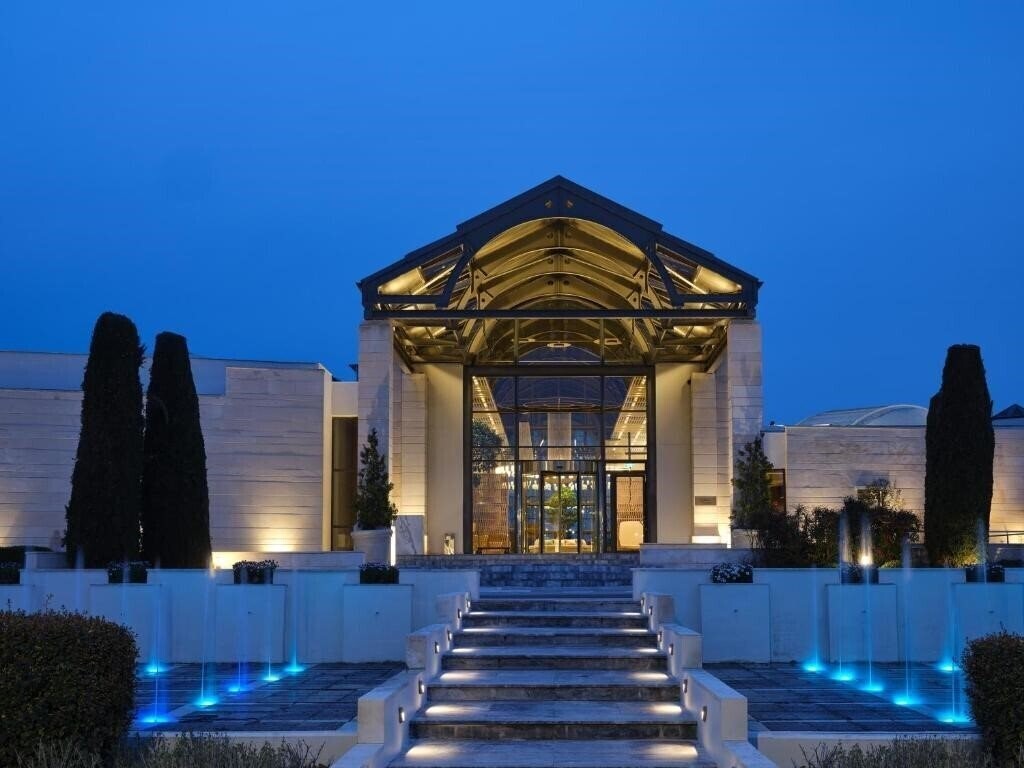 Готель September Hotel Thessaloniki 4*