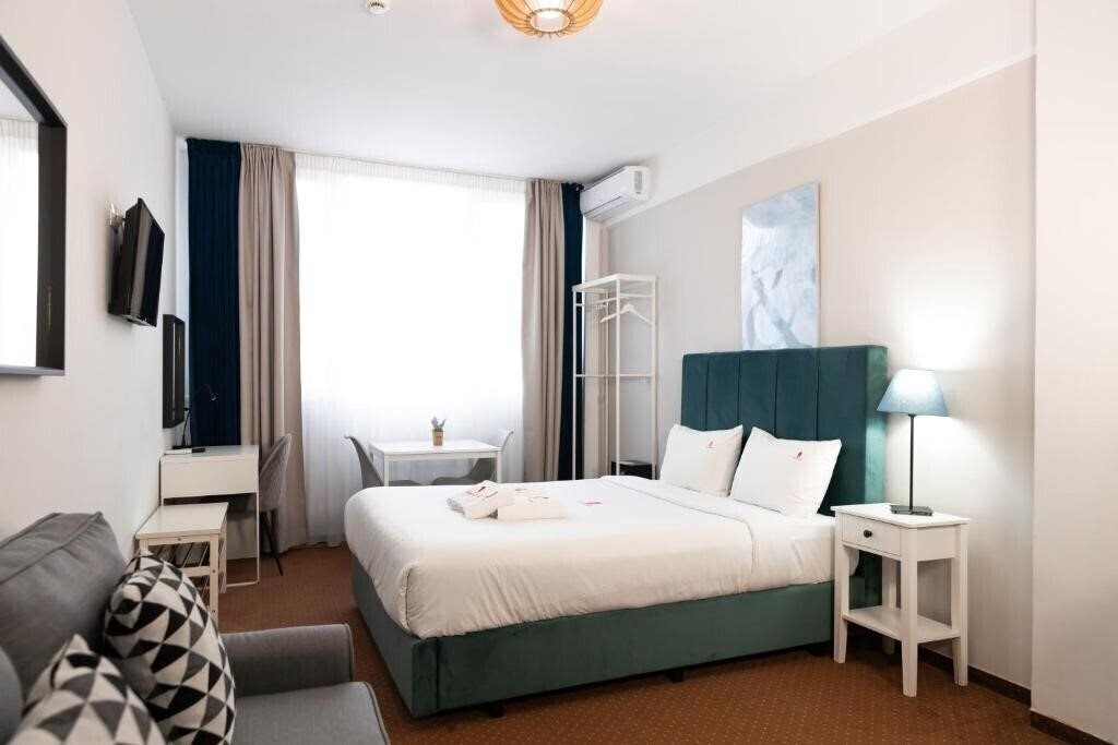 Картинка City Plaza Apartments & Rooms 3*