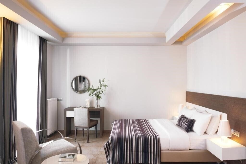 Готель Maison Hotel 3*