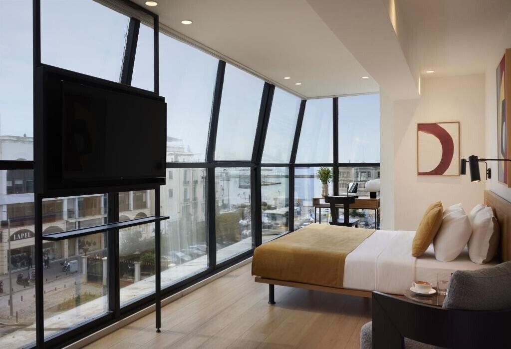 Готель Noa Premium Stay 3*