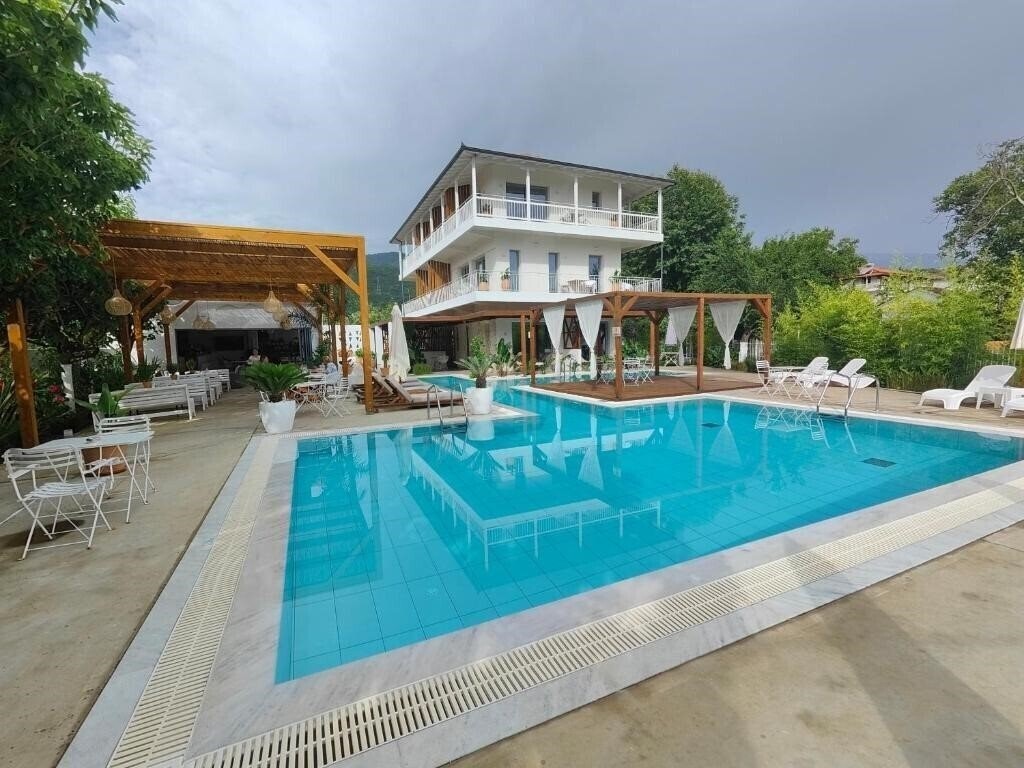 Отель Agorastos Luxury Living 3*