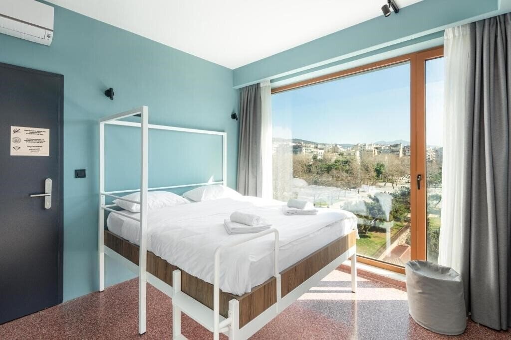 Зображення Zeus is Loose Hostel 3*