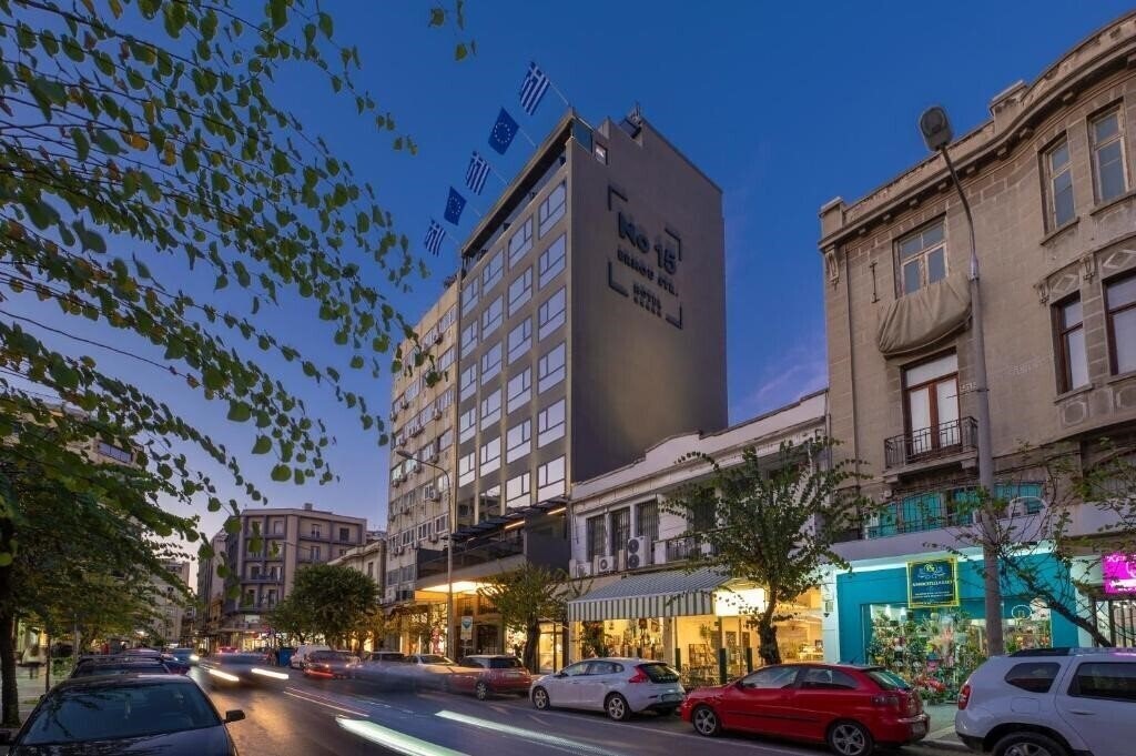 Отель No 15 Ermou Hotel 5*