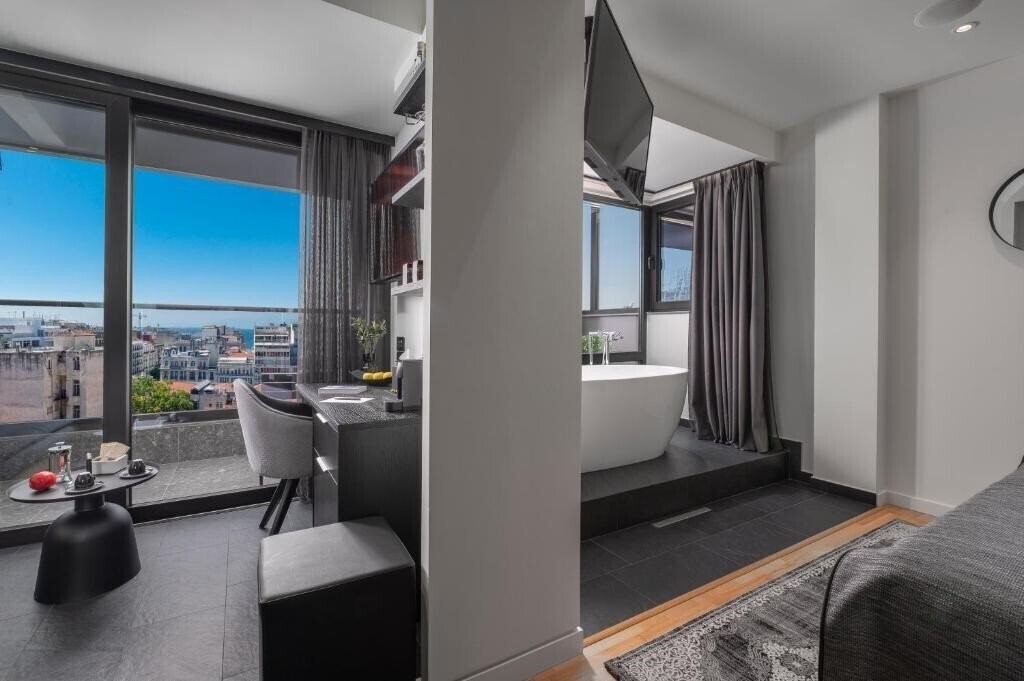 Фото No 15 Ermou Hotel 5*
