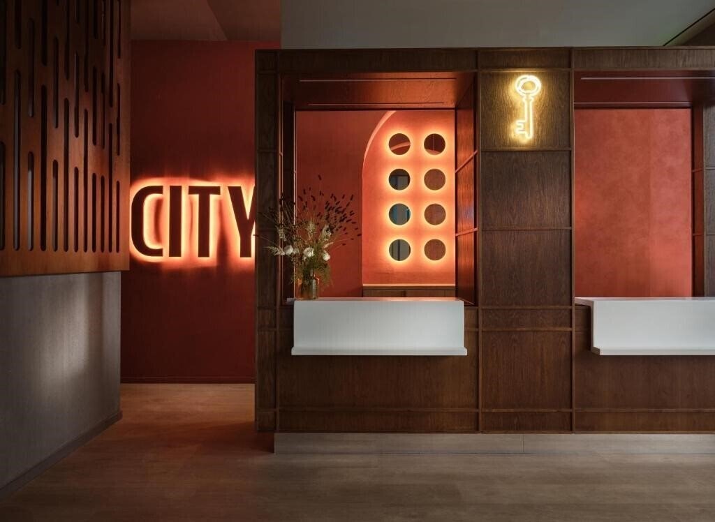 Готель City Hotel 4*