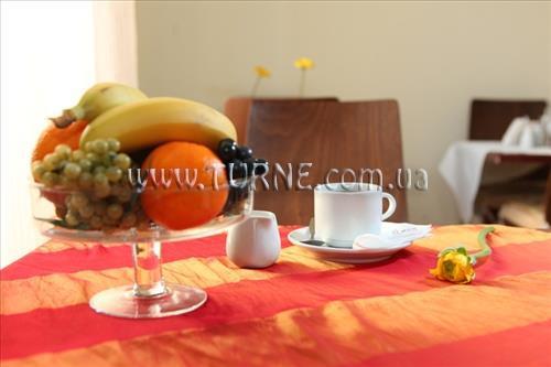 Фотография Emporikon 3*