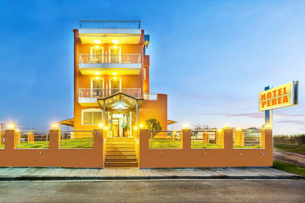 Готель Perea 1*