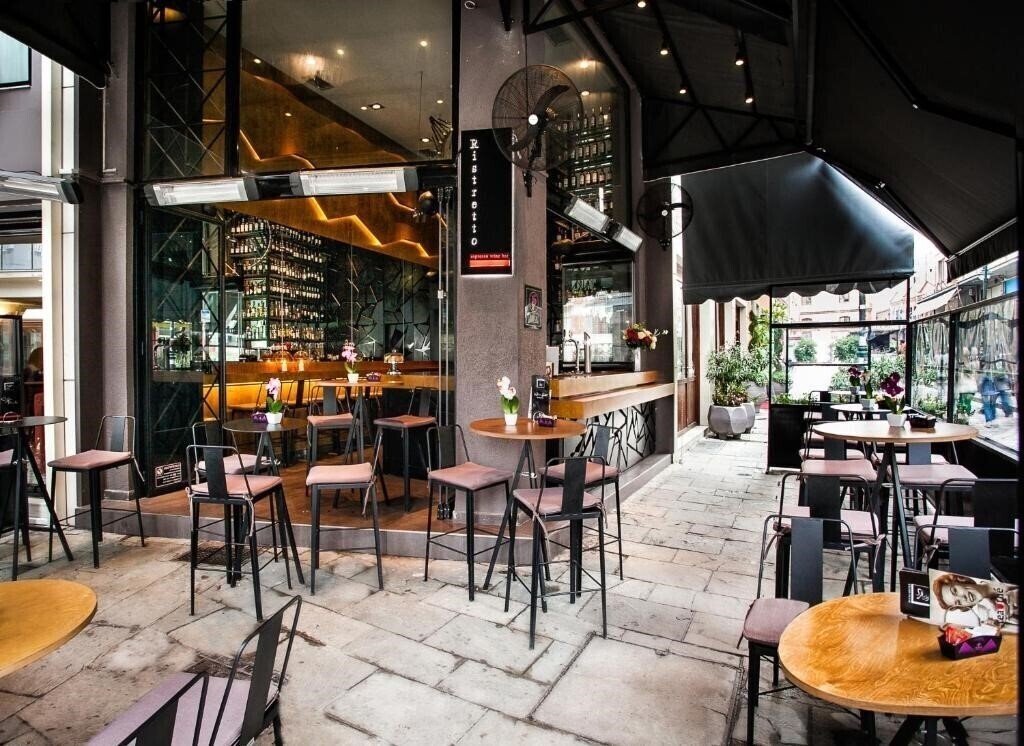 Фотографія Plaza Art 3*