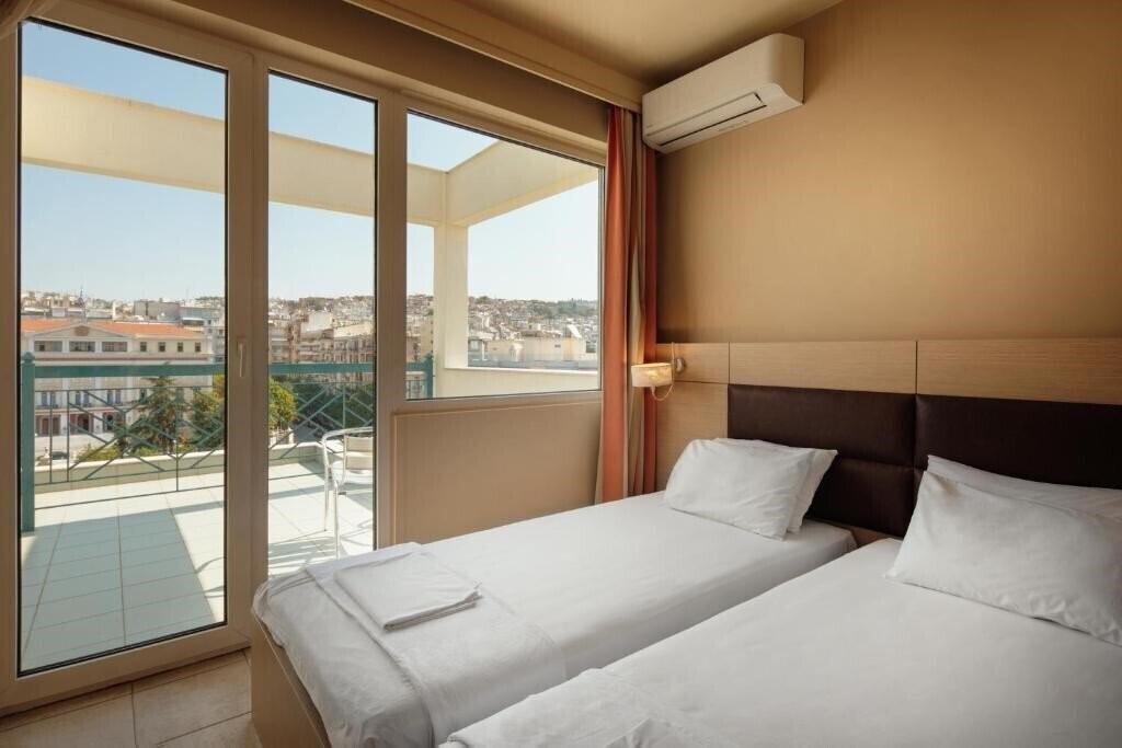 Фото Esperia Hotel 3*