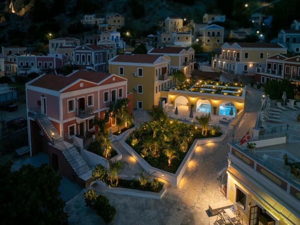 Готель Opera House Hotel Symi 4*