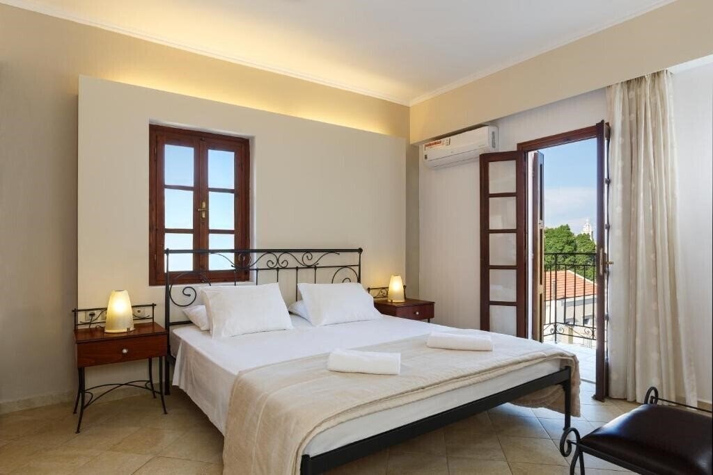 Фото Opera House Hotel Symi 4*