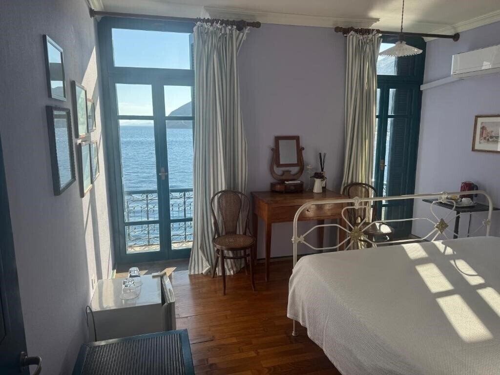 Фото Aliki Hotel Symi 4*