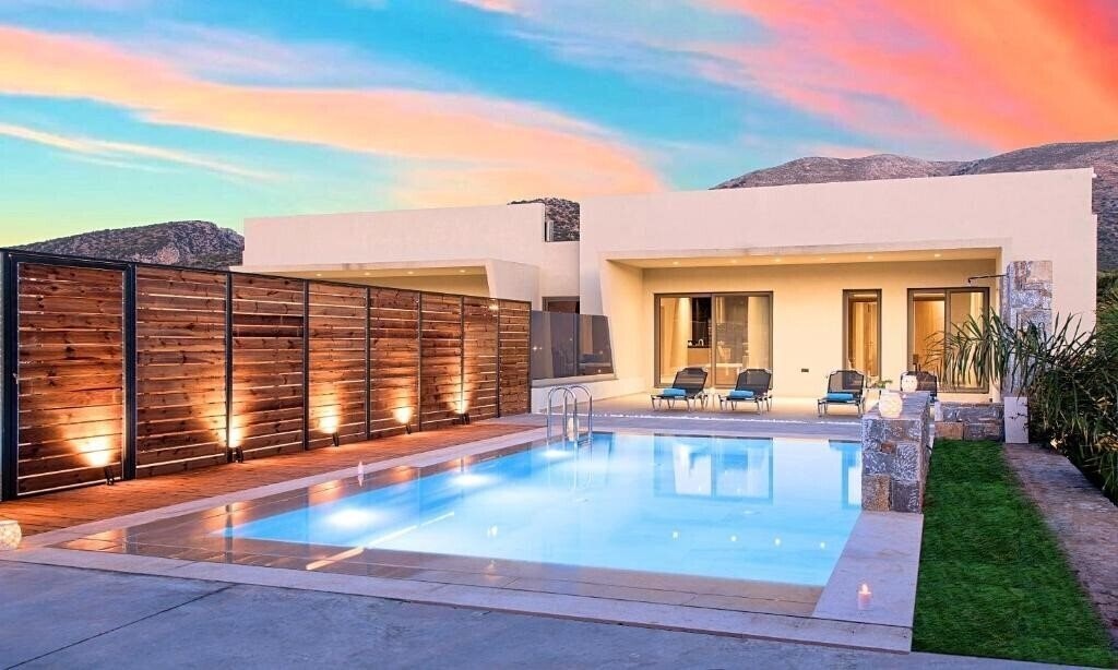 Готель Sissi Villas 4*