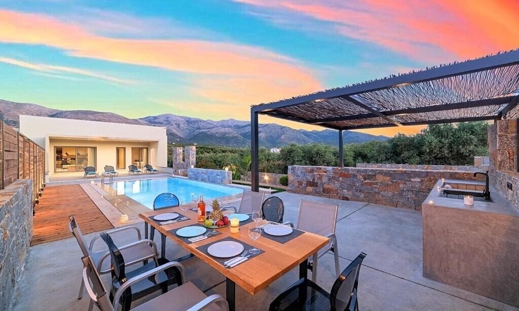 Фото Sissi Villas 4*