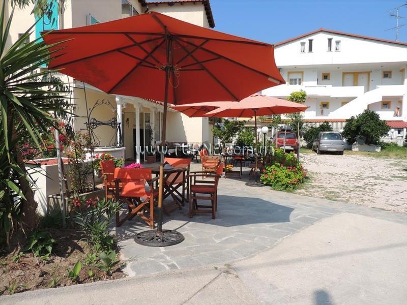 Готель Costa Studios Apartments 3*