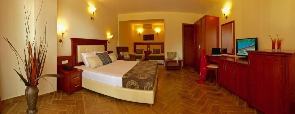 Зображення Village Mare 4*