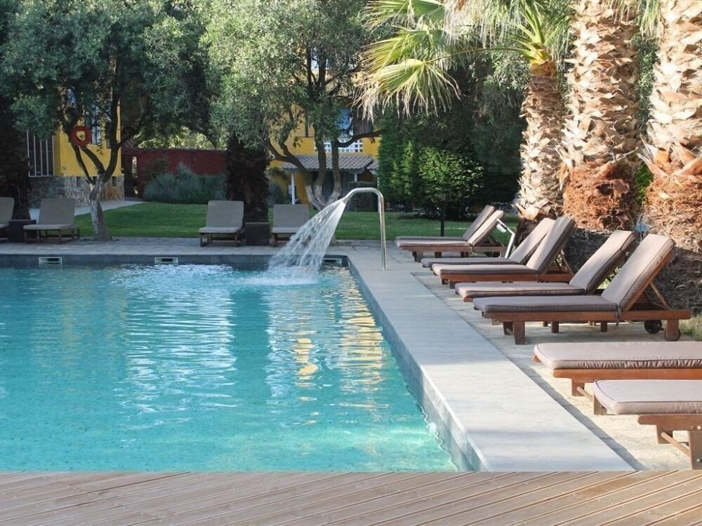 Фото Despotiko Apartment Hotel & Suites 3*