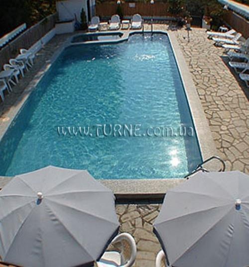 Готель Anna Christina Apartments 3*