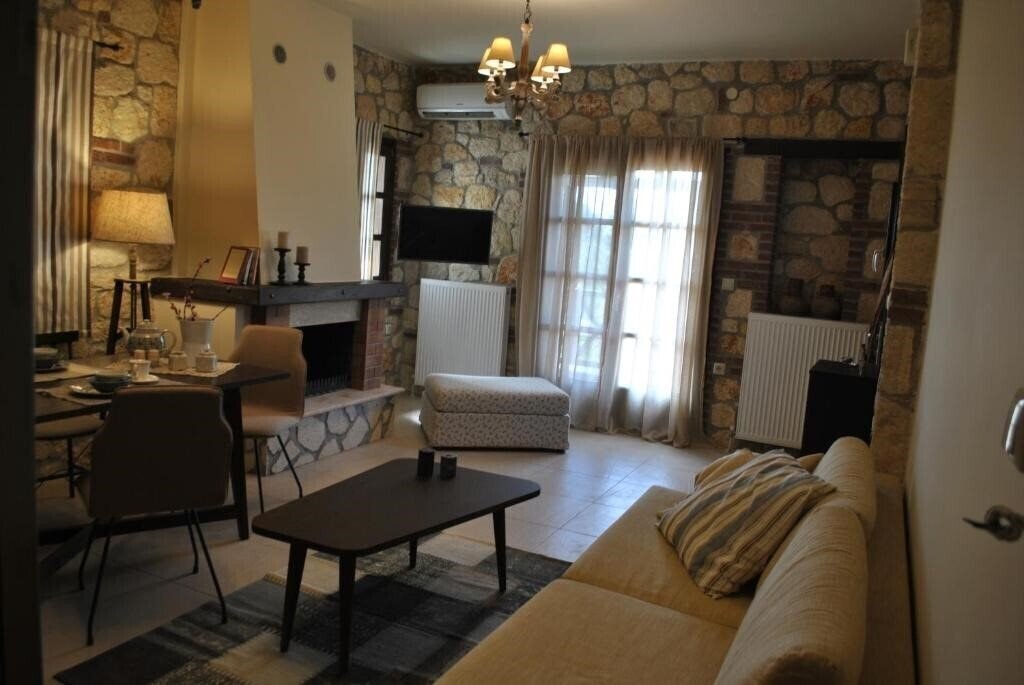 Зображення Halkidiki Luxurious Stonehouses Villa вилла