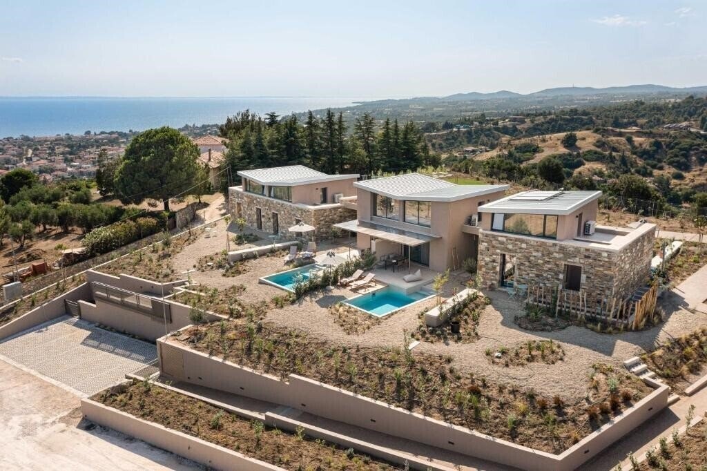 Отель Etheres Living In Nature 4*